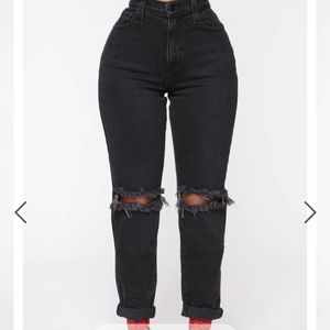 FASHION NOVA JEANS 13